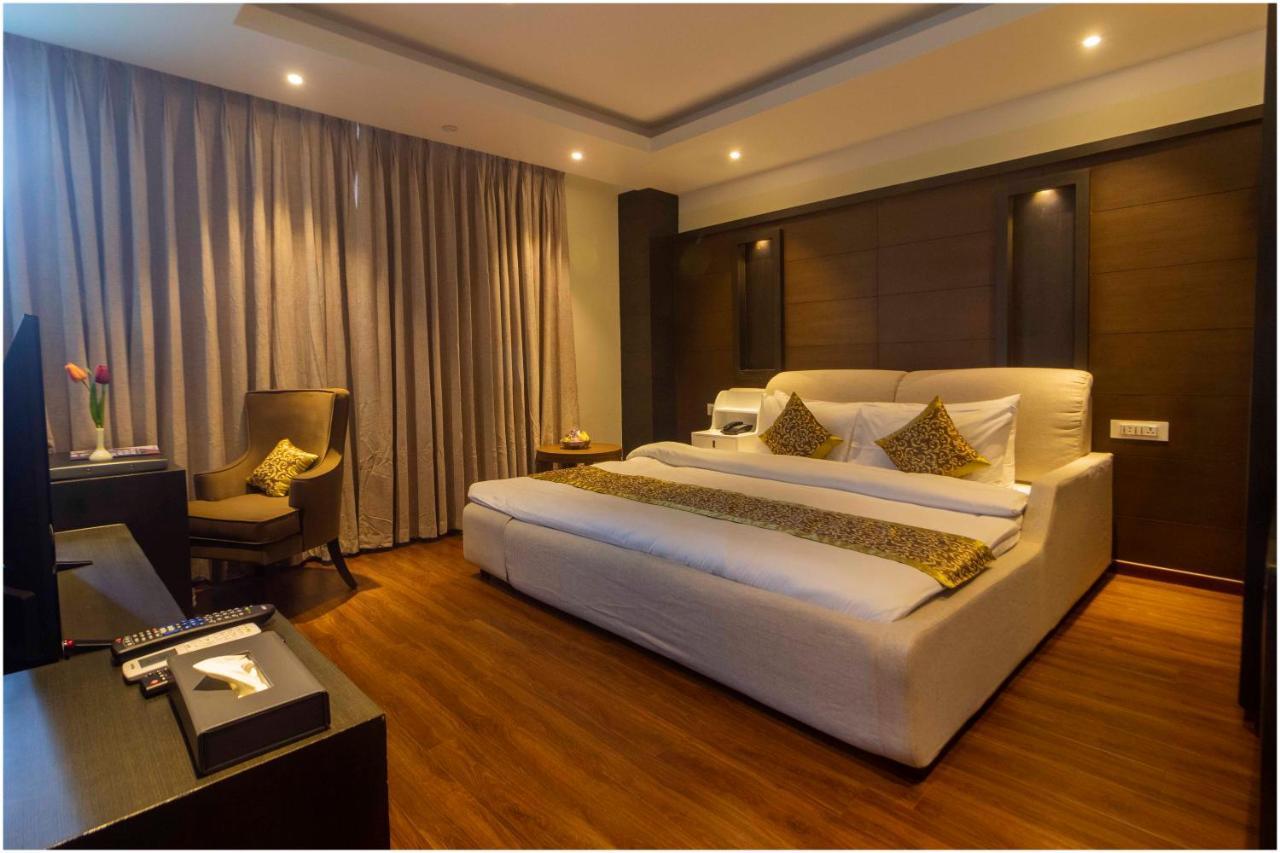 Hotel The Kingsbury Birtamode 外观 照片